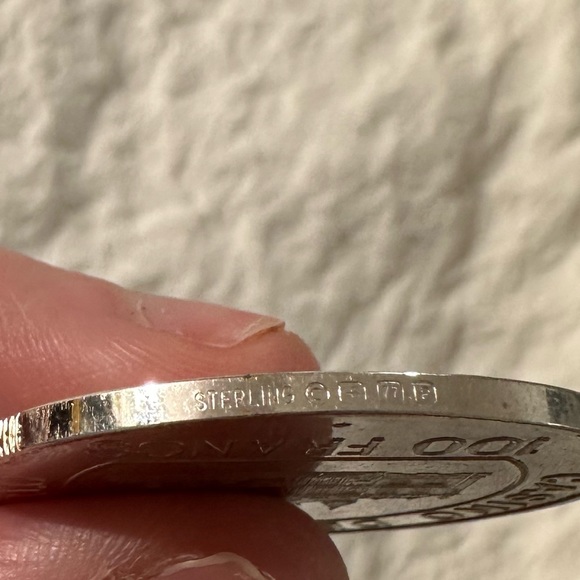 Casino De Monte Carlo STERLING 100 Francs coin - Picture 5 of 7